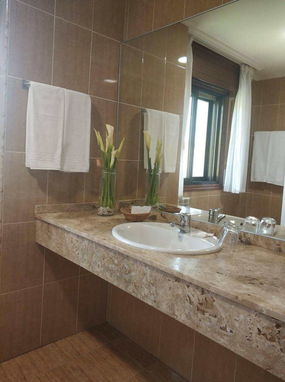 Hotel Avion By Bossh Hotels Βίγκο Εξωτερικό φωτογραφία